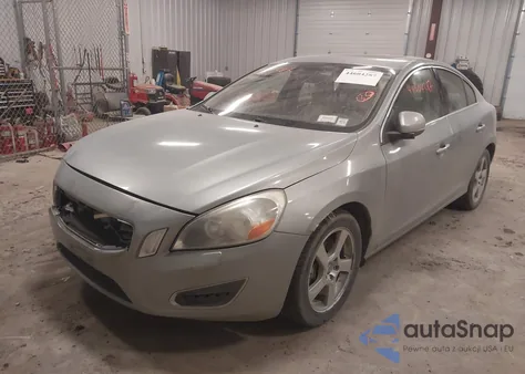 2013 Volvo S60 T5 from USA, damaged, VIN YV1612FH5D2187403